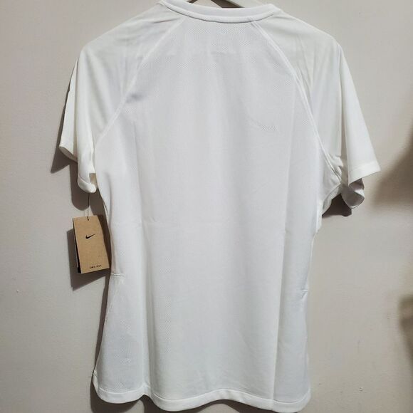 Nike Womens Sz L US Dry Strike II Short Sleeve Soccer Jersey White CW3555-100 - Picture 2 of 7